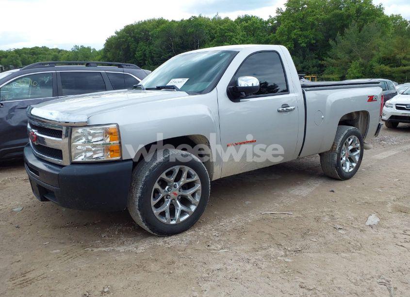 Photo 2 of 2011 Chevrolet Silverado 1500 WORK TRUCK (VIN 1GCNCPEA4BZ229237)