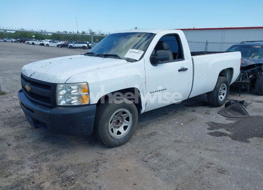 Photo 2 of 2013 Chevrolet Silverado 1500 WORK TRUCK (VIN 1GCNCPEAXDZ264495)