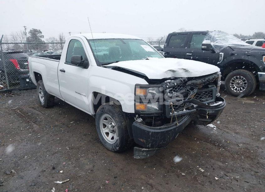2015 Chevrolet Silverado 1500 WT (VIN 1GCNCPEH5FZ326546) main photo
