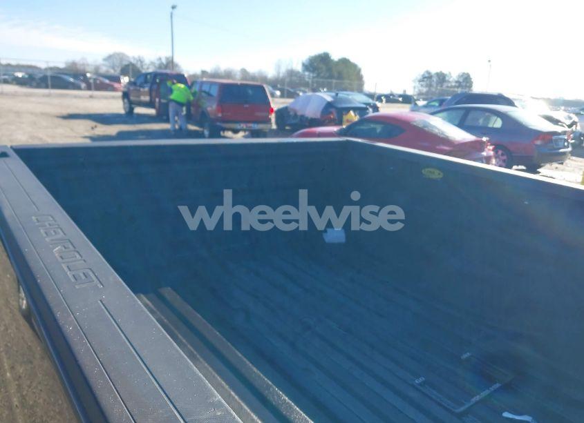 Photo 8 of 2015 Chevrolet Silverado 1500 WT (VIN 1GCNCPEH7FZ233253)