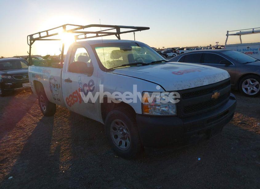 2013 Chevrolet Silverado 1500 WORK TRUCK (VIN 1GCNCPEX4DZ347862) main photo