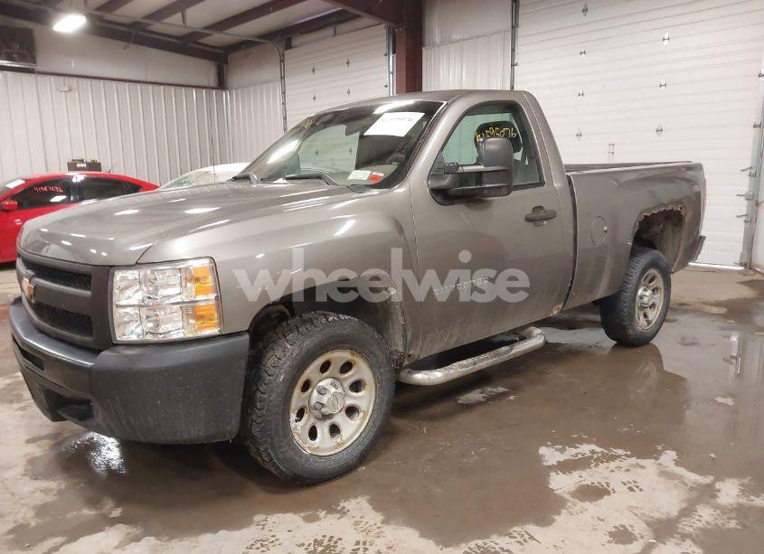 Photo 2 of 2012 Chevrolet Silverado 1500 WORK TRUCK (VIN 1GCNCPEX8CZ186933)