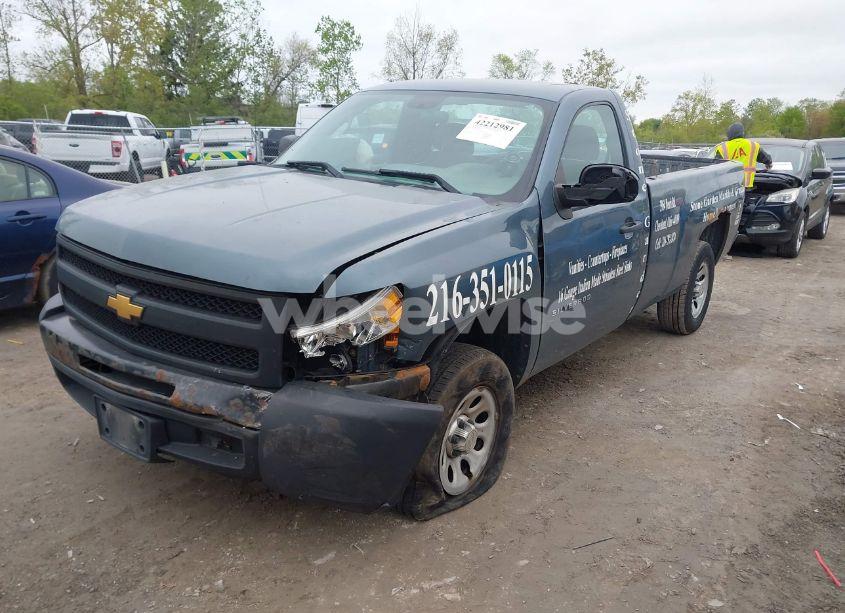 Photo 2 of 2013 Chevrolet Silverado 1500 WORK TRUCK (VIN 1GCNCPEX8DZ190353)