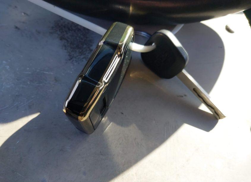 Photo 11 of 2017 Chevrolet Silverado 1500 1LT (VIN 1GCNCREC5HZ376849)