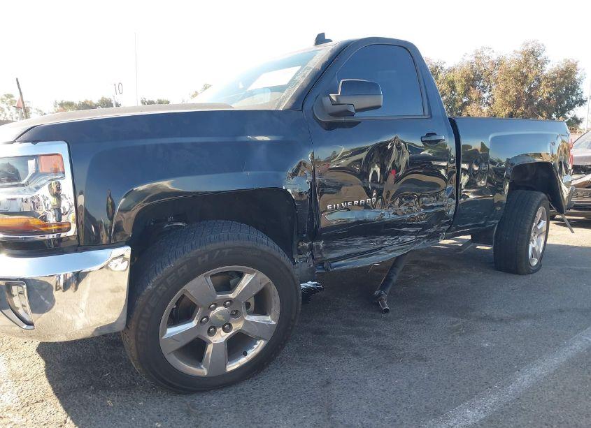 Photo 6 of 2017 Chevrolet Silverado 1500 1LT (VIN 1GCNCREC5HZ376849)