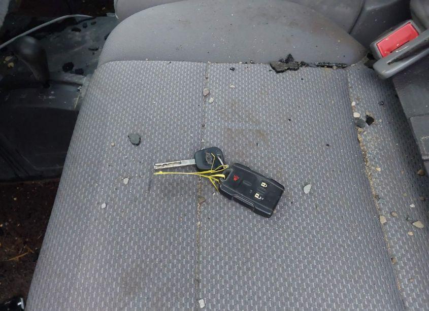 Photo 11 of 2018 Chevrolet Silverado 1500 WT (VIN 1GCNKNEC1JZ297969)