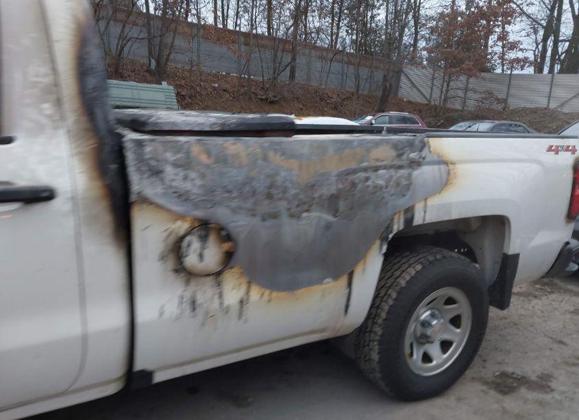 Photo 21 of 2018 Chevrolet Silverado 1500 WT (VIN 1GCNKNEC1JZ297969)