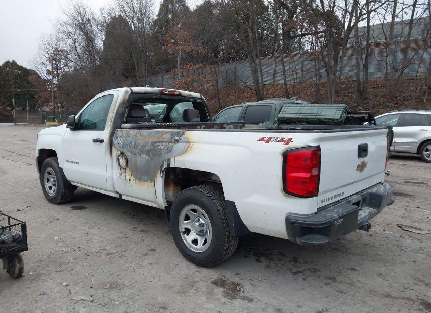 Photo 3 of 2018 Chevrolet Silverado 1500 WT (VIN 1GCNKNEC1JZ297969)