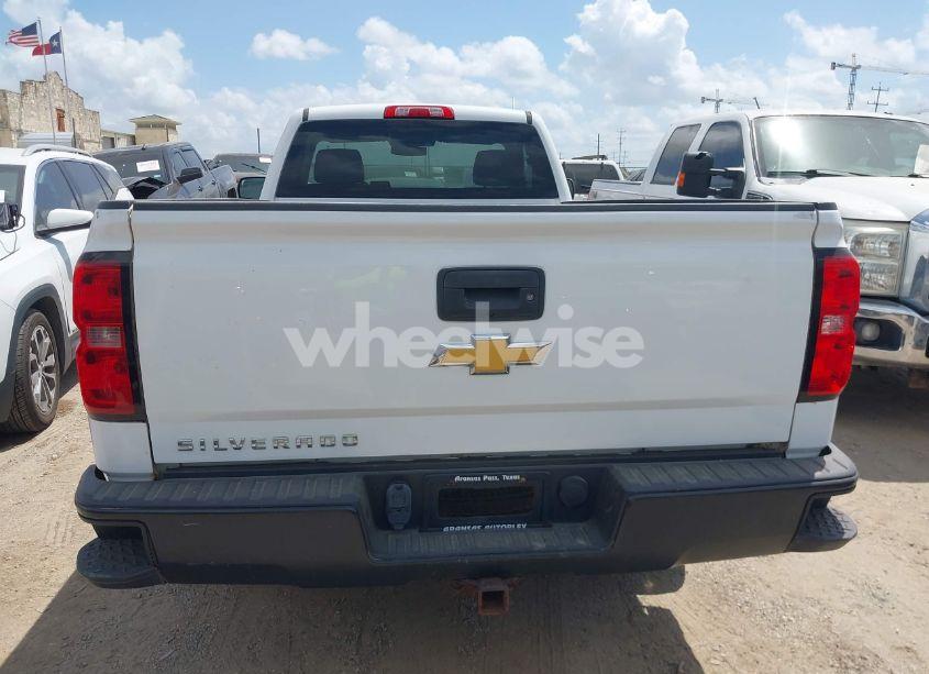 Photo 16 of 2018 Chevrolet Silverado 1500 WT (VIN 1GCNKNEC2JZ314908)