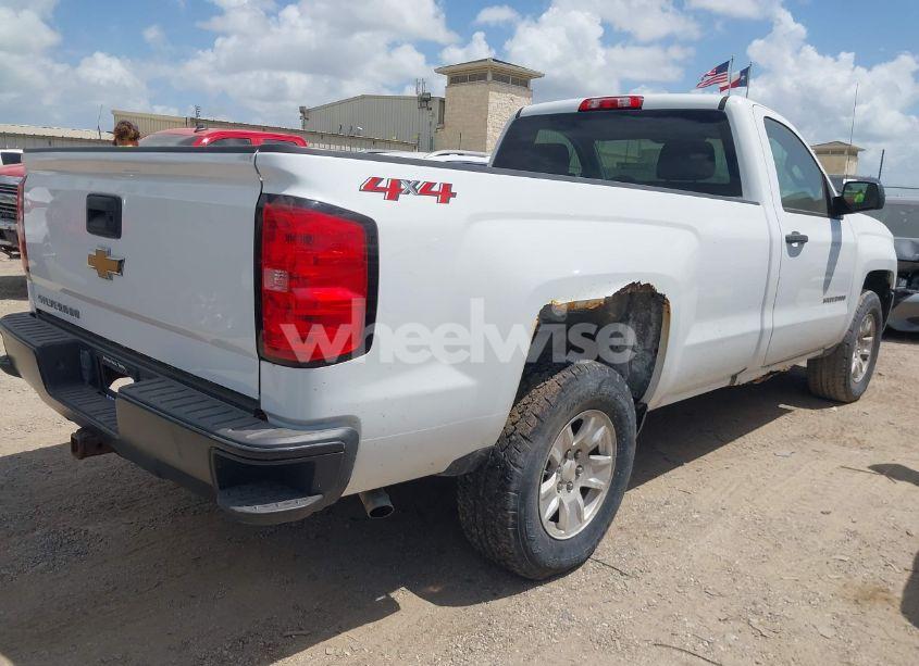 Photo 4 of 2018 Chevrolet Silverado 1500 WT (VIN 1GCNKNEC2JZ314908)