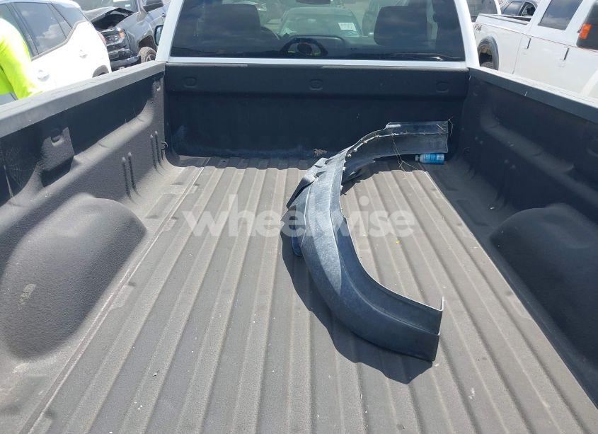 Photo 8 of 2018 Chevrolet Silverado 1500 WT (VIN 1GCNKNEC2JZ314908)