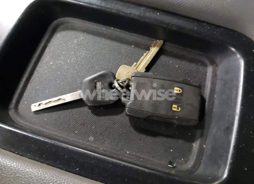 Photo 11 of 2018 Chevrolet Silverado 1500 WT (VIN 1GCNKNEC5JZ127081)