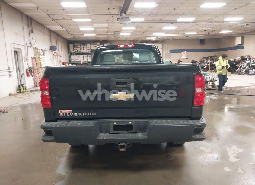 Photo 16 of 2018 Chevrolet Silverado 1500 WT (VIN 1GCNKNEH5JZ337529)