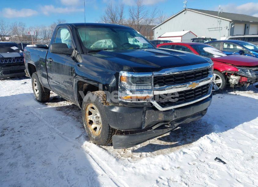 2018 Chevrolet Silverado 1500 WT (VIN 1GCNKNEH7JZ372993) main photo