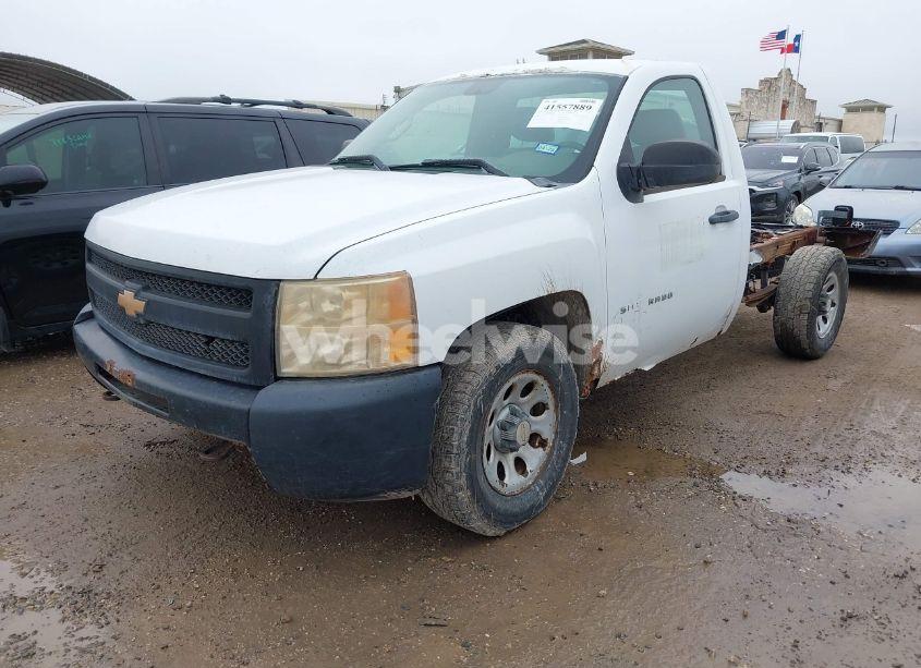 Photo 2 of 2012 Chevrolet Silverado 1500 WORK TRUCK (VIN 1GCNKPE00CZ218778)