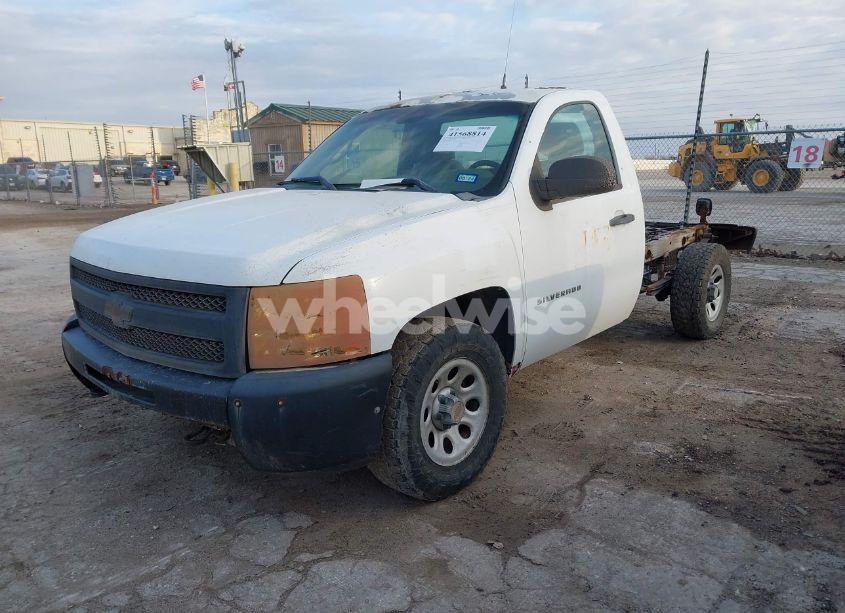 Photo 2 of 2012 Chevrolet Silverado 1500 WORK TRUCK (VIN 1GCNKPE04CZ213678)