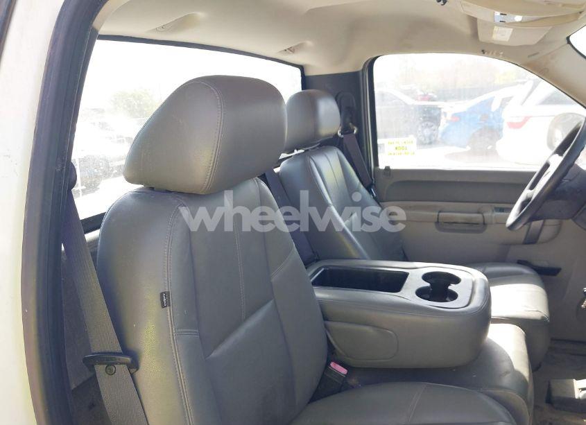 Photo 8 of 2012 Chevrolet Silverado 1500 WORK TRUCK (VIN 1GCNKPE05CZ225645)