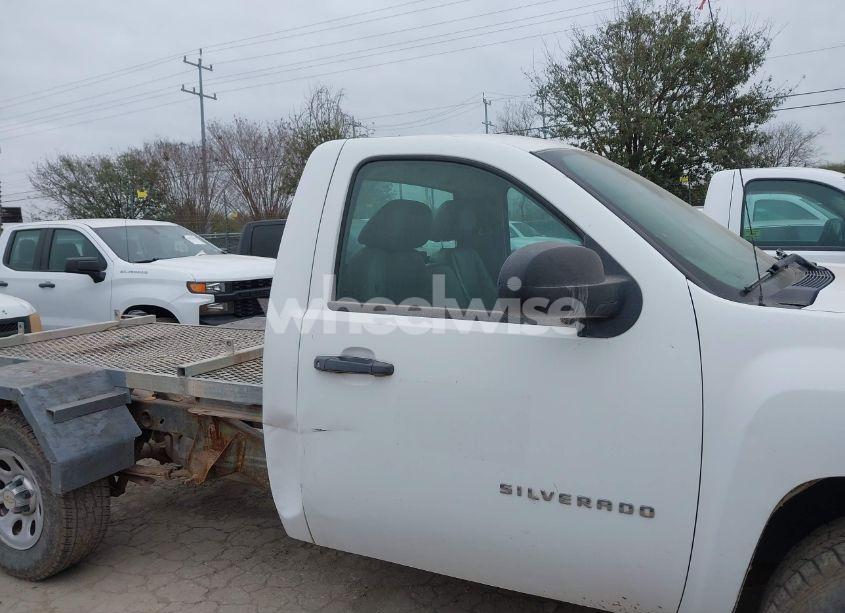 Photo 13 of 2012 Chevrolet Silverado 1500 WORK TRUCK (VIN 1GCNKPE05CZ225709)
