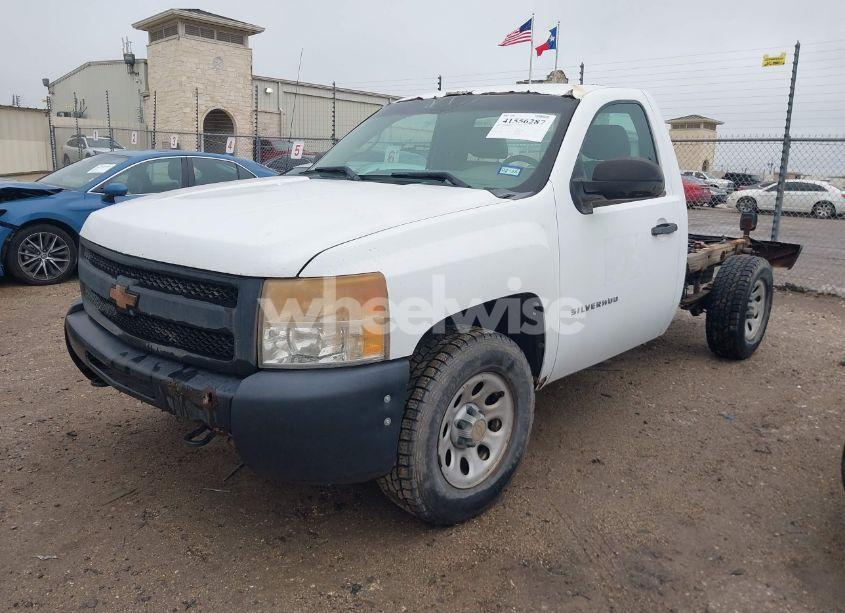 Photo 2 of 2012 Chevrolet Silverado 1500 WORK TRUCK (VIN 1GCNKPE06CZ217523)