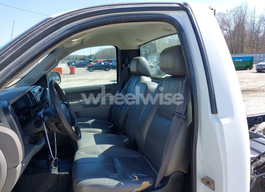 Photo 8 of 2012 Chevrolet Silverado 1500 WORK TRUCK (VIN 1GCNKPE06CZ225010)