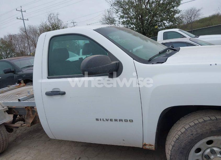Photo 13 of 2012 Chevrolet Silverado 1500 WORK TRUCK (VIN 1GCNKPE09CZ225633)