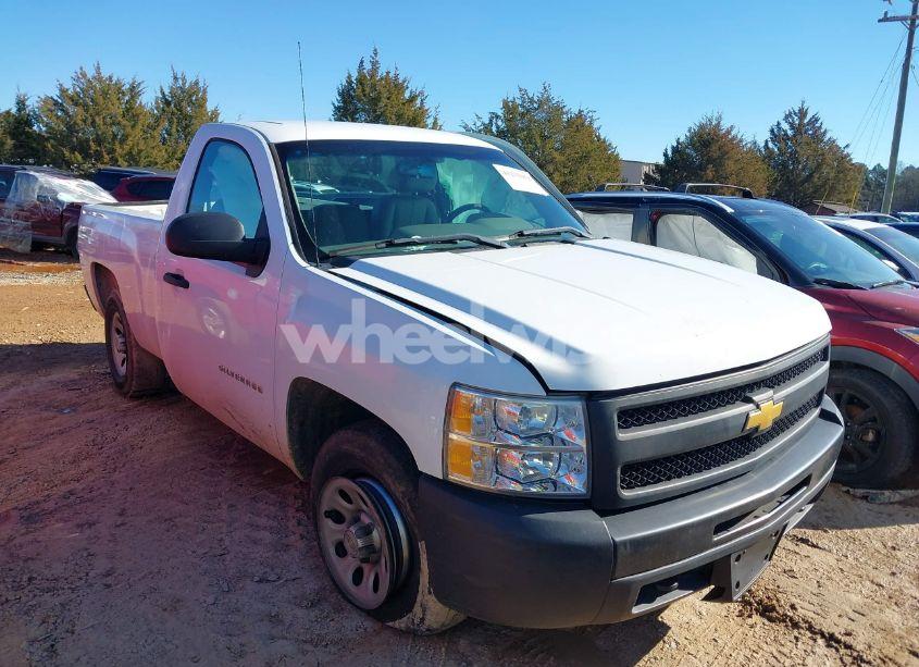 2013 Chevrolet Silverado 1500 WORK TRUCK (VIN 1GCNKPEA0DZ284211) main photo
