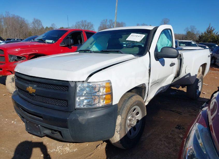 Photo 2 of 2013 Chevrolet Silverado 1500 WORK TRUCK (VIN 1GCNKPEA0DZ284211)