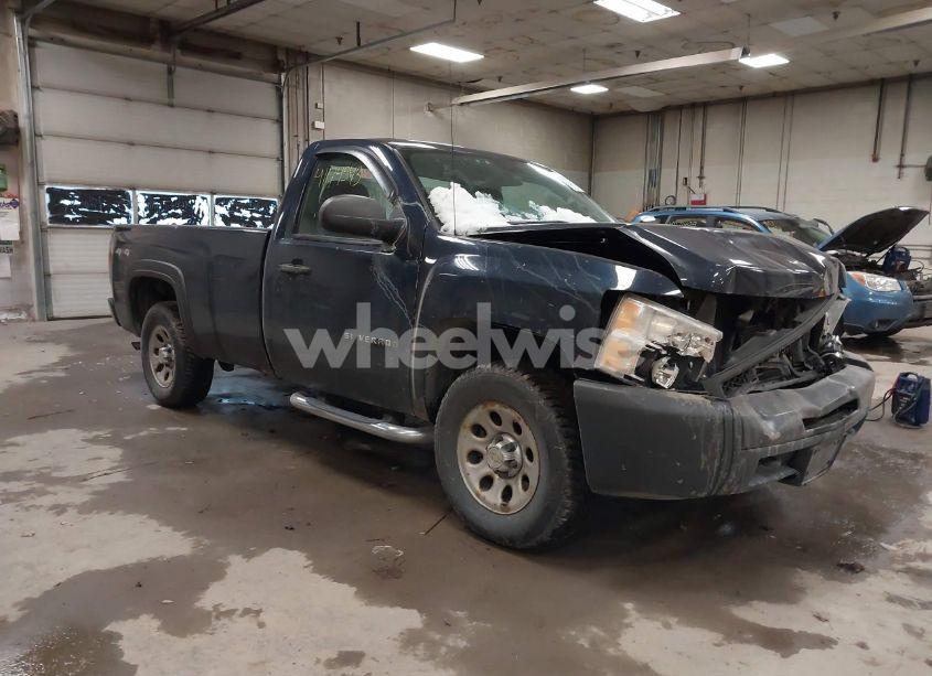 2011 Chevrolet Silverado 1500 WORK TRUCK (VIN 1GCNKPEA1BZ397212) main photo