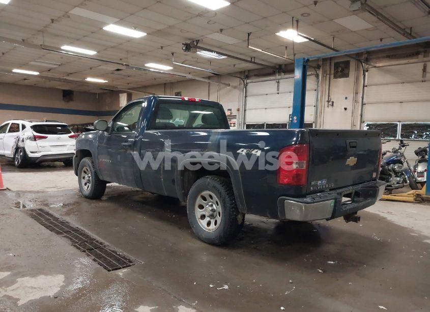 Photo 3 of 2011 Chevrolet Silverado 1500 WORK TRUCK (VIN 1GCNKPEA1BZ397212)