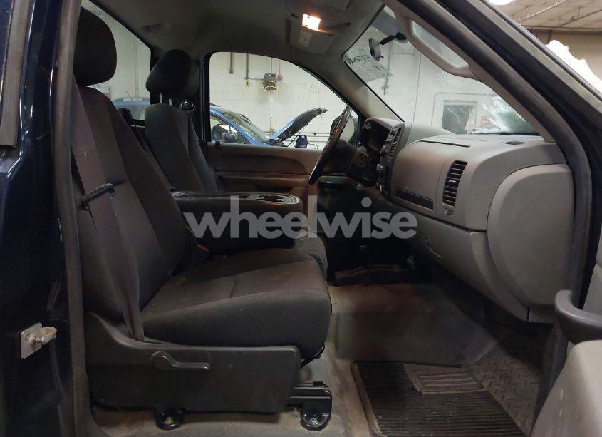 Photo 5 of 2011 Chevrolet Silverado 1500 WORK TRUCK (VIN 1GCNKPEA1BZ397212)