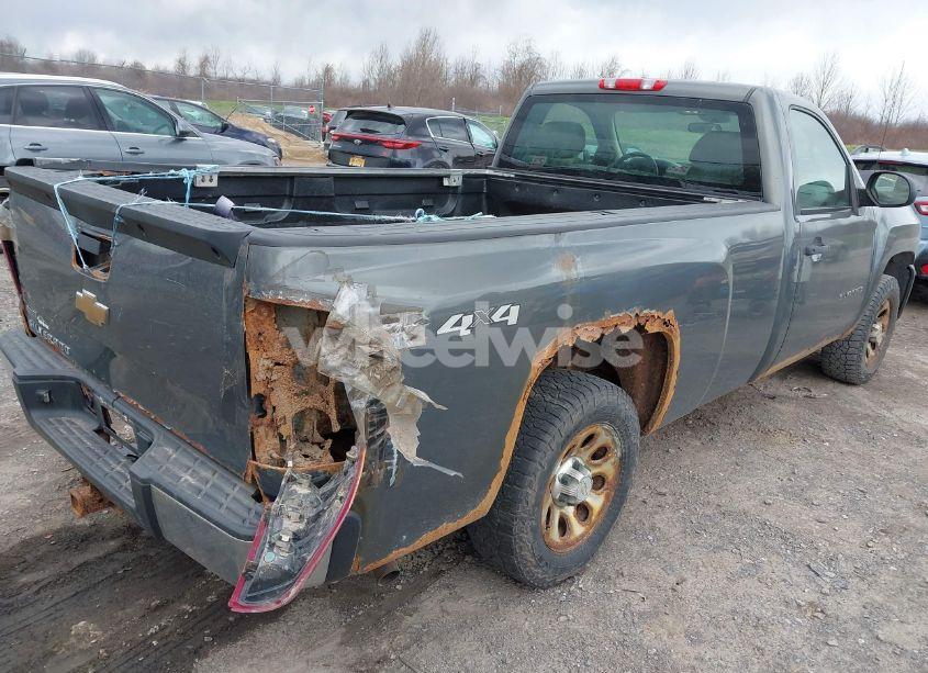 Photo 4 of 2011 Chevrolet Silverado 1500 WORK TRUCK (VIN 1GCNKPEA3BZ180258)