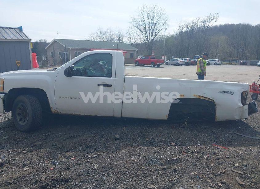 Photo 14 of 2011 Chevrolet Silverado 1500 WORK TRUCK (VIN 1GCNKPEA4BZ111224)