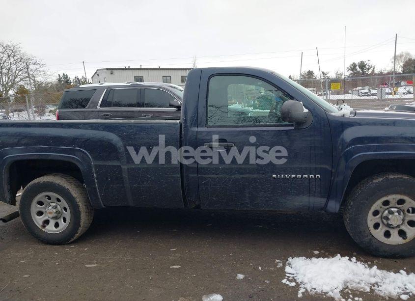 Photo 13 of 2011 Chevrolet Silverado 1500 WORK TRUCK (VIN 1GCNKPEA6BZ263845)