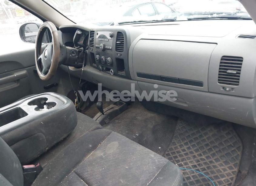 Photo 5 of 2011 Chevrolet Silverado 1500 WORK TRUCK (VIN 1GCNKPEA6BZ263845)