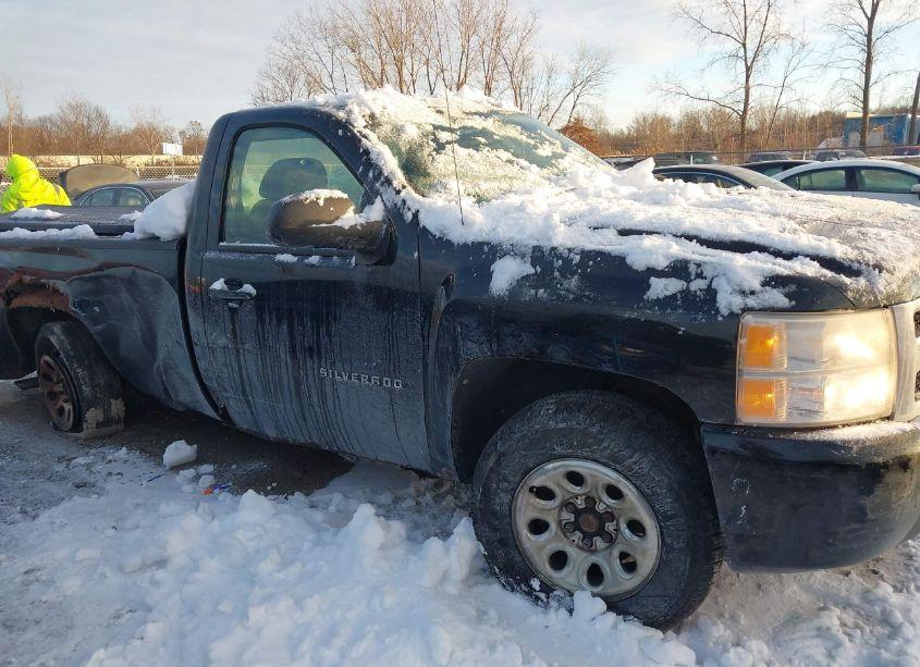 Photo 13 of 2011 Chevrolet Silverado 1500 WORK TRUCK (VIN 1GCNKPEA9BF133835)