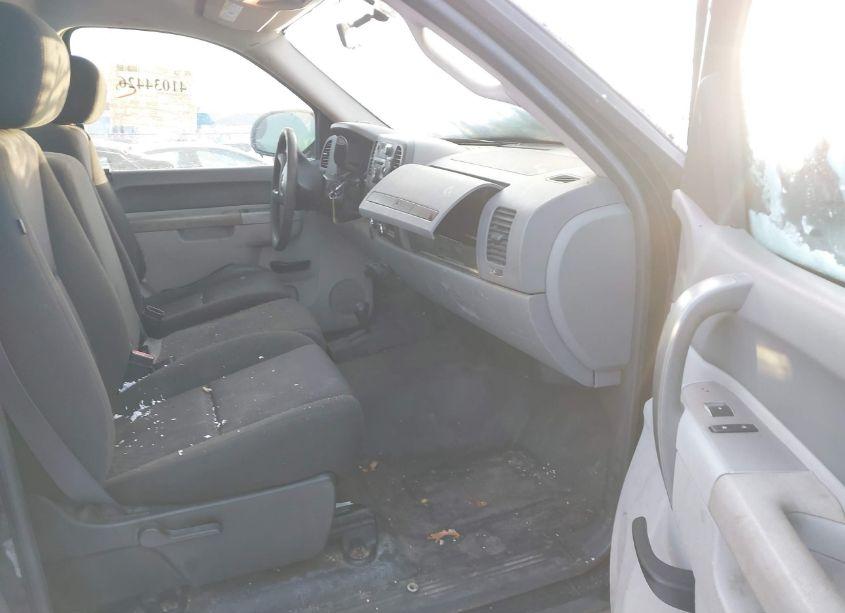 Photo 5 of 2011 Chevrolet Silverado 1500 WORK TRUCK (VIN 1GCNKPEA9BF133835)