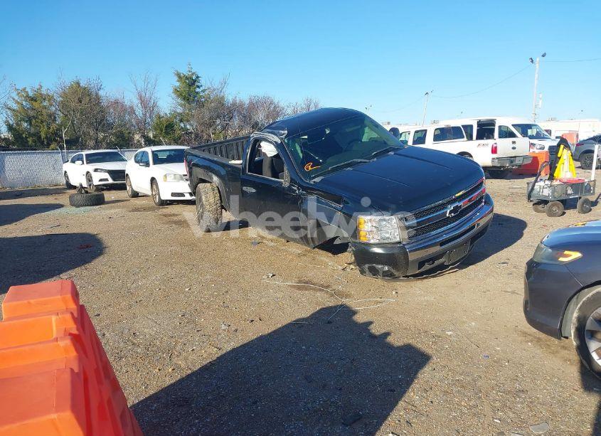 2011 Chevrolet Silverado 1500 WORK TRUCK (VIN 1GCNKPEA9BZ336268) main photo