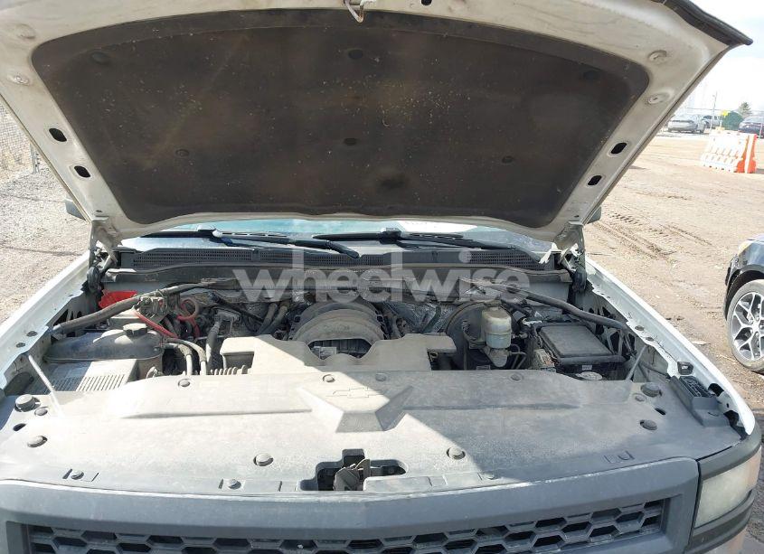 Photo 10 of 2015 Chevrolet Silverado 1500 WT (VIN 1GCNKPEC6FZ311786)
