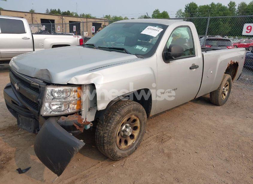 Photo 2 of 2011 Chevrolet Silverado 1500 WORK TRUCK (VIN 1GCNKPEX4BZ387049)