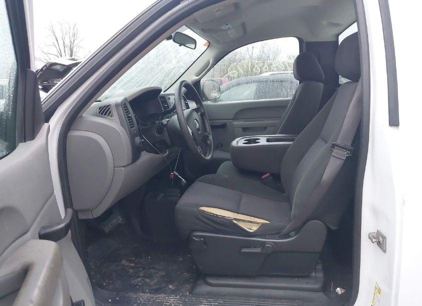 Photo 5 of 2013 Chevrolet Silverado 1500 WORK TRUCK (VIN 1GCNKPEX5DZ227684)