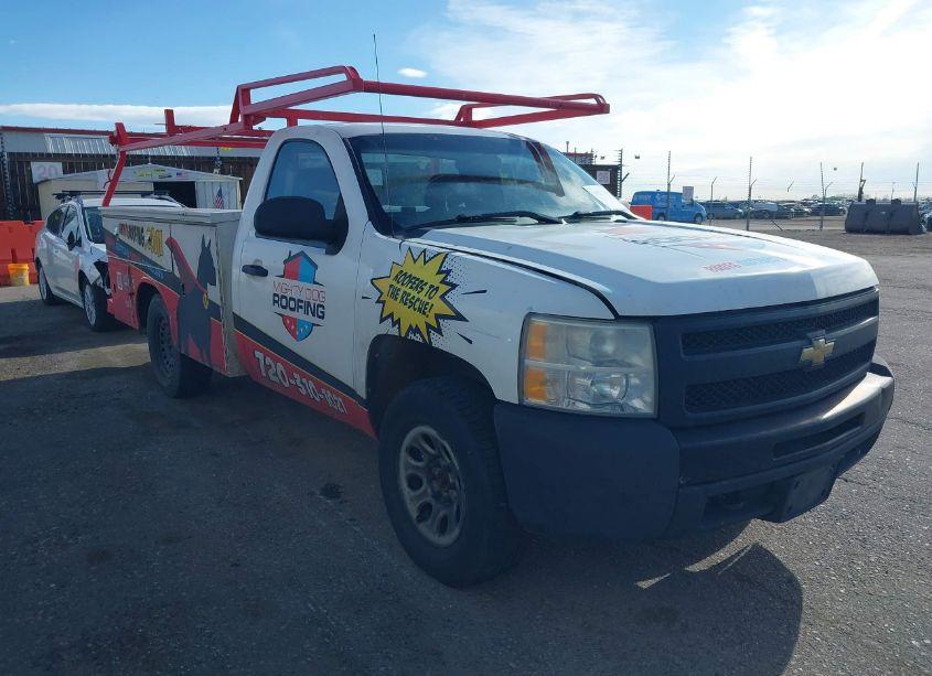 2011 Chevrolet Silverado 1500 WORK TRUCK (VIN 1GCNKPEX6BZ457005) main photo