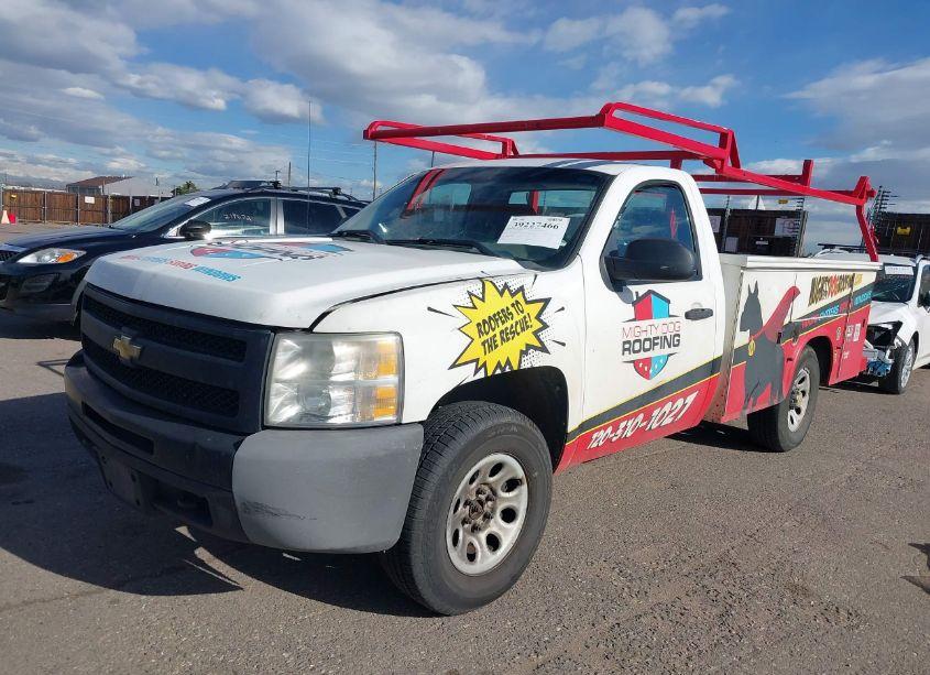 Photo 2 of 2011 Chevrolet Silverado 1500 WORK TRUCK (VIN 1GCNKPEX6BZ457005)