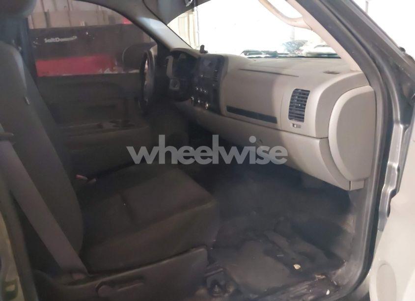 Photo 5 of 2011 Chevrolet Silverado 1500 WORK TRUCK (VIN 1GCNKPEX7BZ346088)