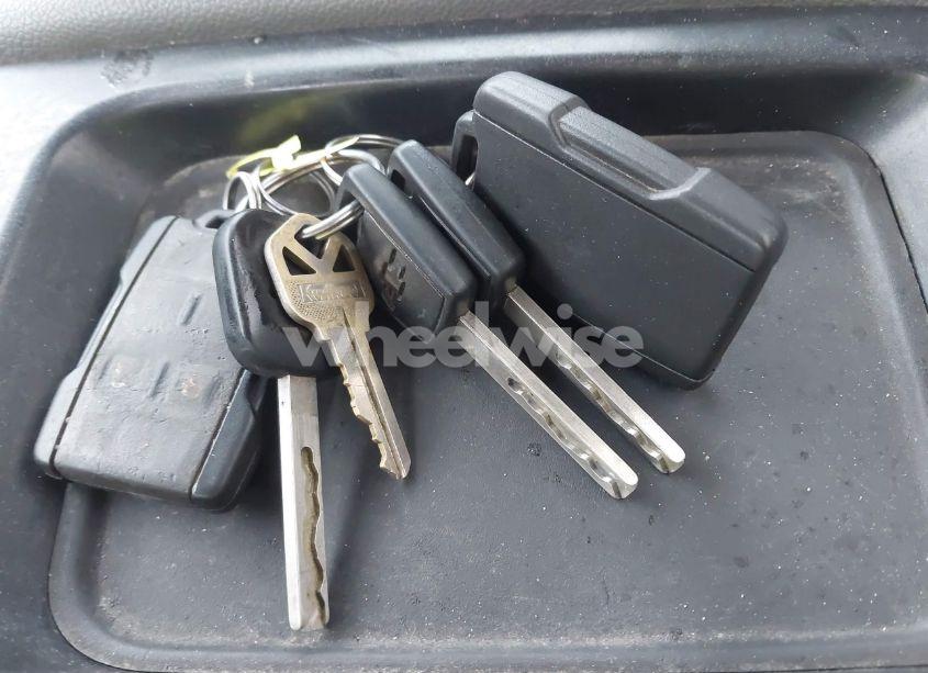 Photo 11 of 2014 Chevrolet Silverado 1500 1LT (VIN 1GCNKREC1EZ153402)