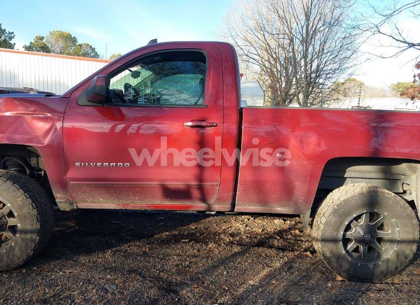Photo 14 of 2015 Chevrolet Silverado 1500 2LT (VIN 1GCNKREC3FZ233348)