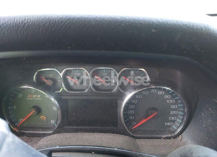 Photo 15 of 2015 Chevrolet Silverado 1500 2LT (VIN 1GCNKREC3FZ233348)