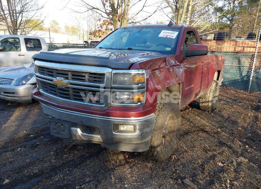 Photo 2 of 2015 Chevrolet Silverado 1500 2LT (VIN 1GCNKREC3FZ233348)