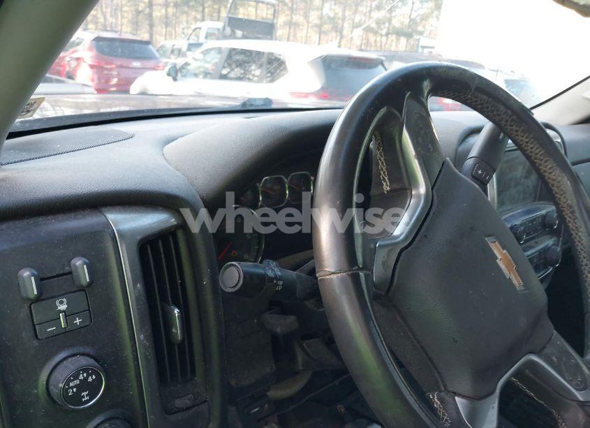 Photo 7 of 2015 Chevrolet Silverado 1500 2LT (VIN 1GCNKREC3FZ233348)