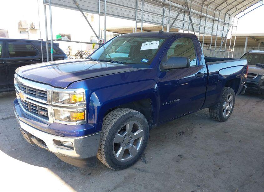 Photo 2 of 2014 Chevrolet Silverado 1500 2LT (VIN 1GCNKREC6EZ228479)