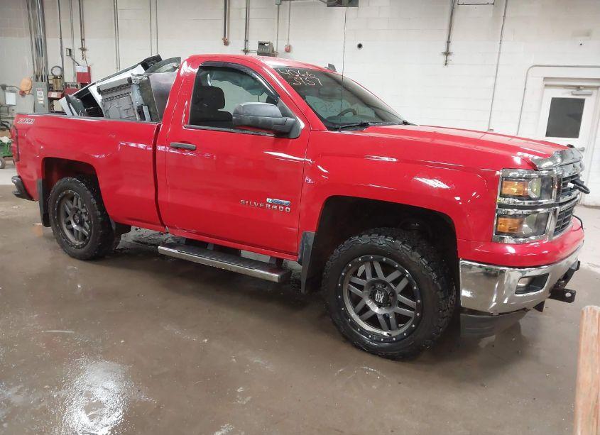 2014 Chevrolet Silverado 1500 2LT (VIN 1GCNKREC8EZ355931) main photo